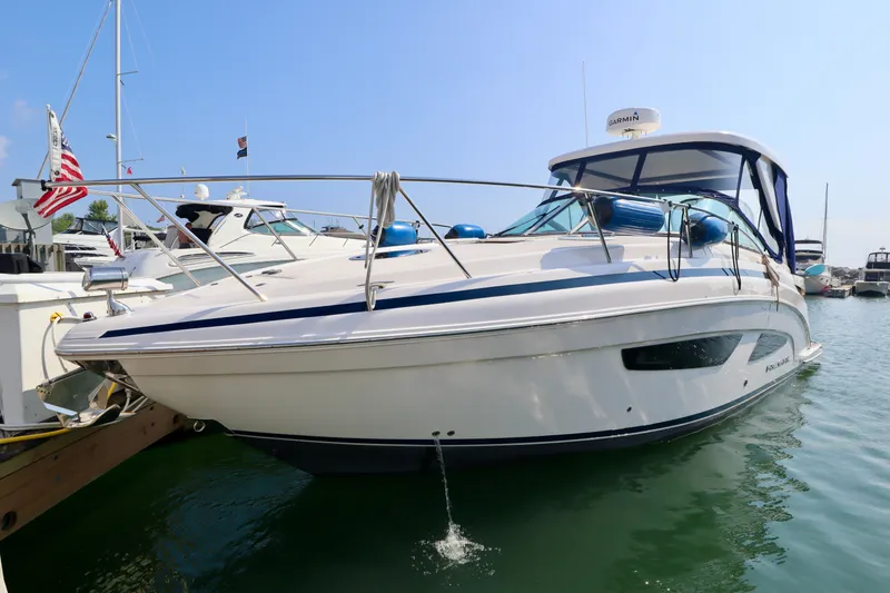 Slide: The Image of Regal 33 XO 2020 - 82
