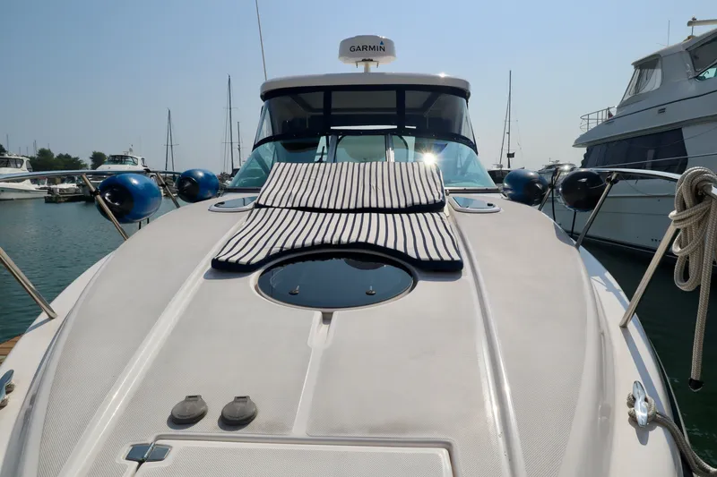 Slide: The Image of Regal 33 XO 2020 - 85