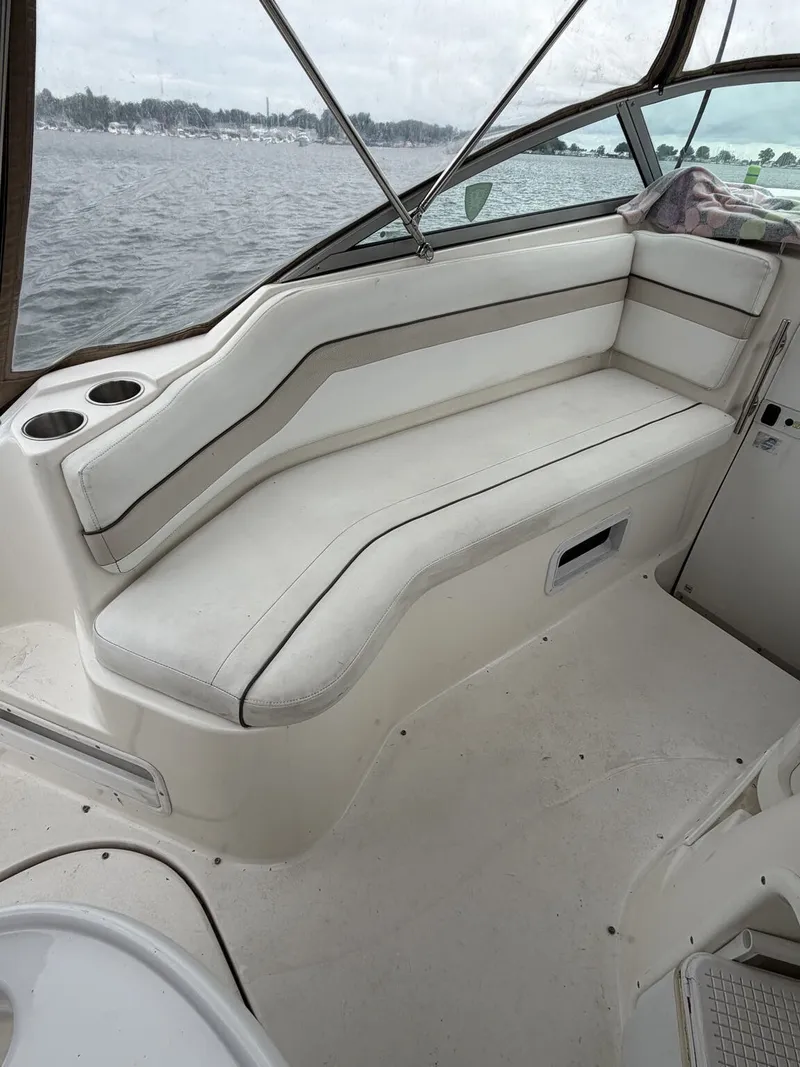 Slide: The Image of Rinker Express Cruiser 250 2007 - 5