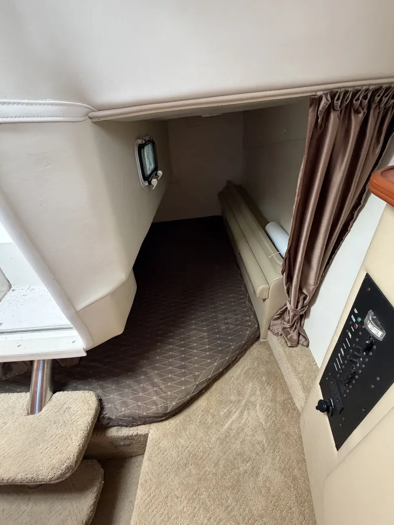 Slide: The Image of Rinker Express Cruiser 250 2007 - 12