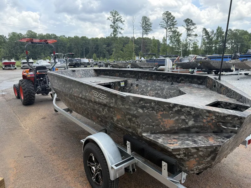 Slide: The Image of Edge Boats Sportsman 553DB 2027 - 3
