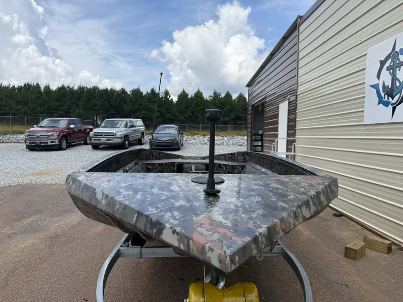 Slide: The Image of Edge Boats Sportsman 553DB 2027 - 5
