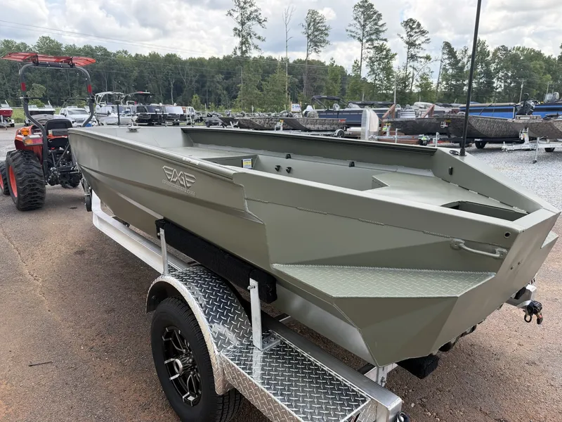 Slide: The Image of Edge Boats Sportsman 553DB 2027 - 3