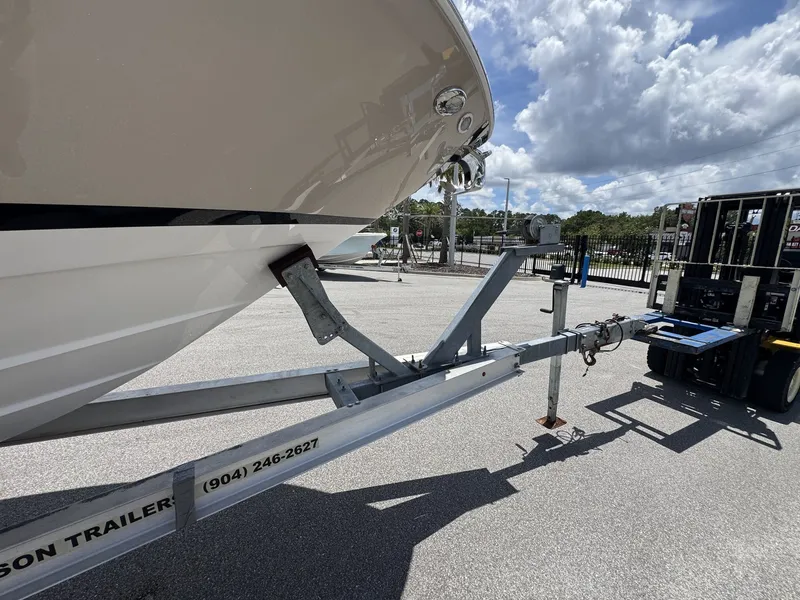 Slide: The Image of Regal ES 2700 2015 - 6