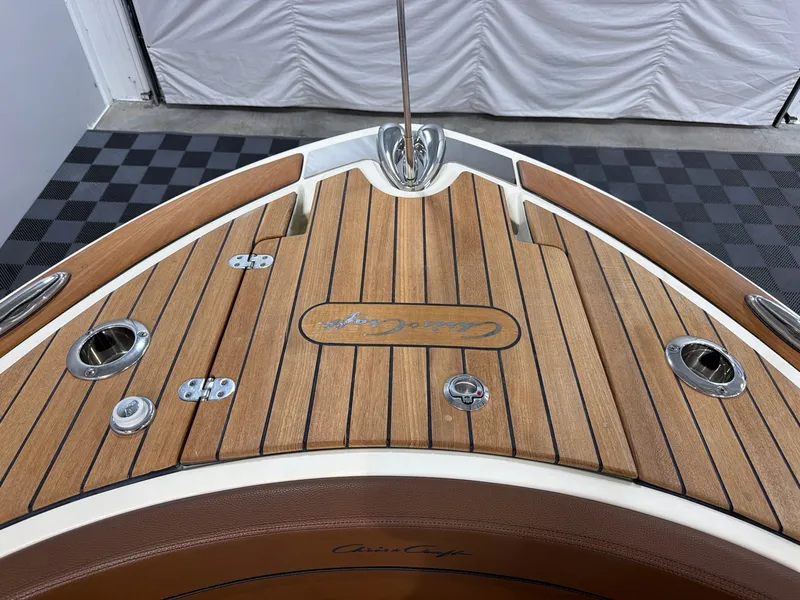 Slide: The Image of Chris-Craft Launch 28 GT 2022 - 11