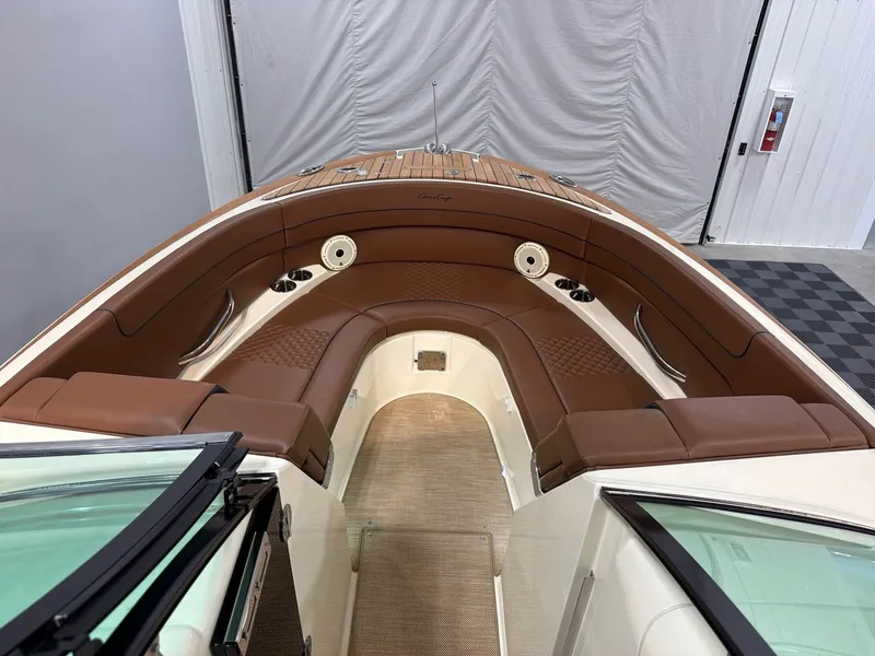 Slide: The Image of Chris-Craft Launch 28 GT 2022 - 10