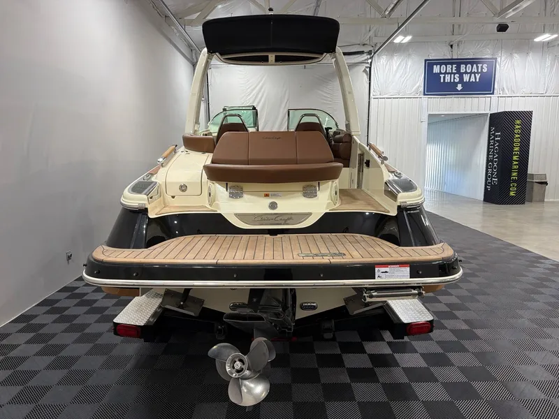 Slide: The Image of Chris-Craft Launch 28 GT 2022 - 4