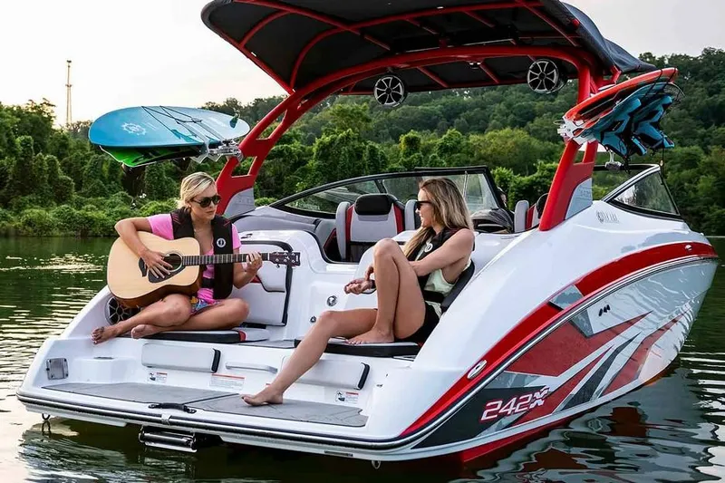 Slide: The Image of Yamaha 242X 2020 - 17