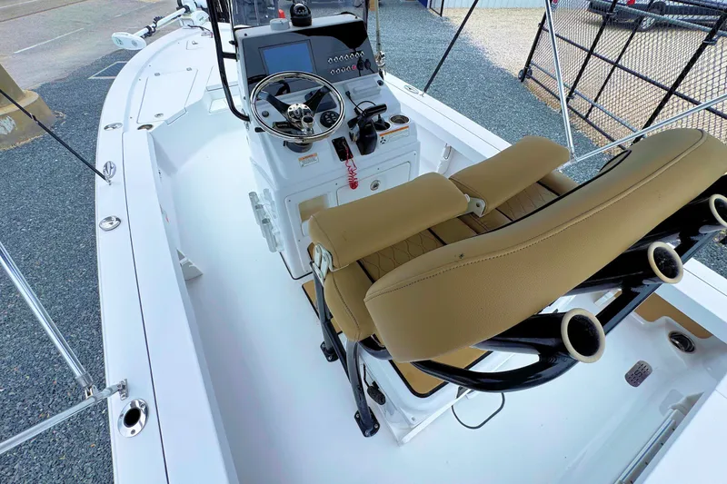 Slide: The Image of 2019 Sportsman Tournament 214 SBX Bay Boat interior with helm and seating. - 14