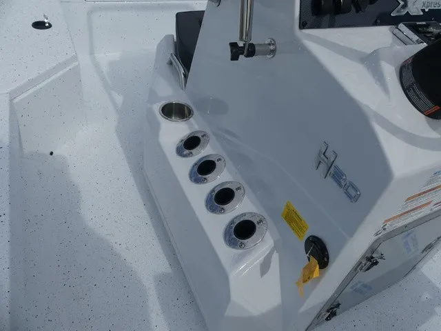 Slide: The Image of Xpress H20 Bay 2027 - 17