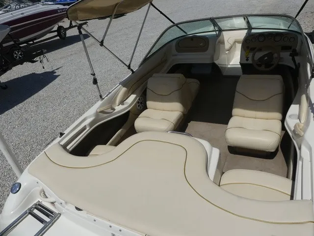 Slide: The Image of Sea Ray 180 Bow Rider 2001 - 18