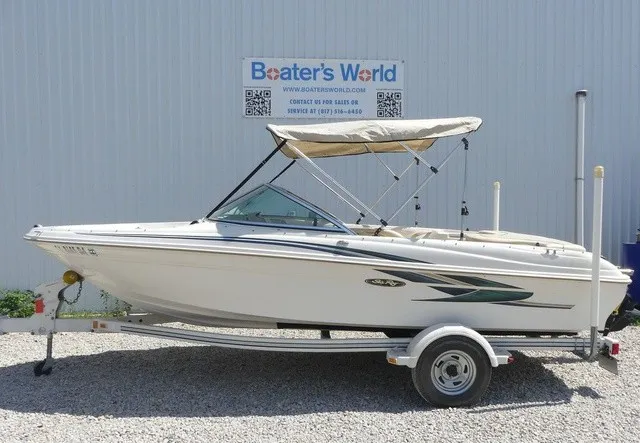Slide: The Image of Sea Ray 180 Bow Rider 2001 - 2