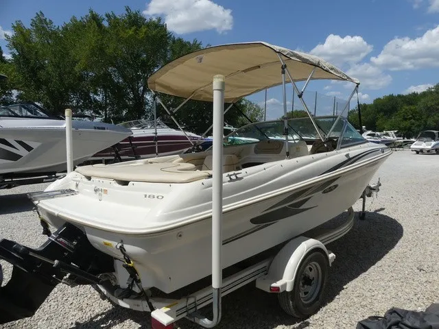 Slide: The Image of Sea Ray 180 Bow Rider 2001 - 5