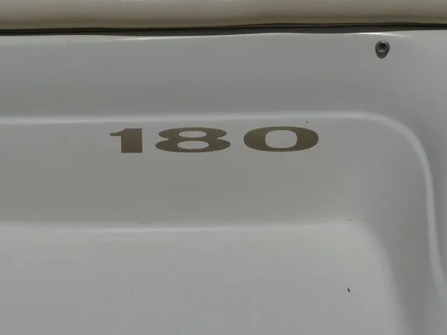 Slide: The Image of Sea Ray 180 Bow Rider 2001 - 19