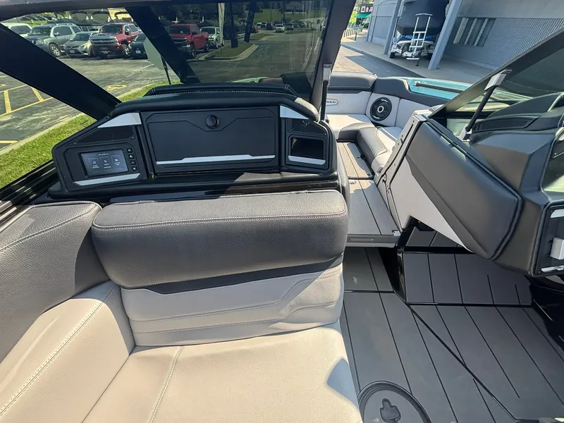 Slide: The Image of Supra SV 400 2024 - 21