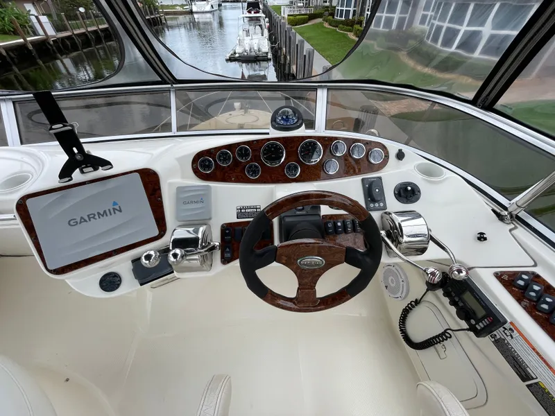 Slide: The Image of Meridian 341 Sedan 2008 - 30