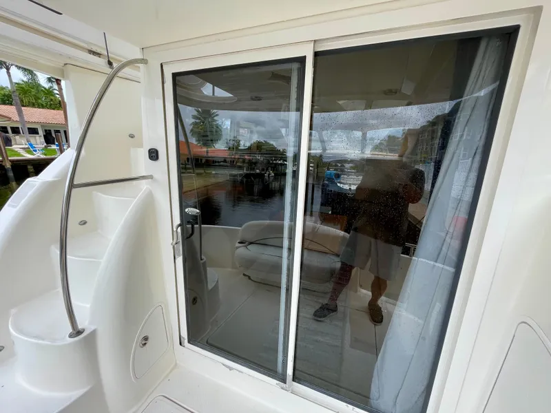 Slide: The Image of Meridian 341 Sedan 2008 - 15