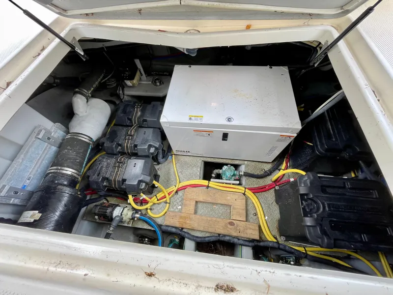 Slide: The Image of Meridian 341 Sedan 2008 - 106