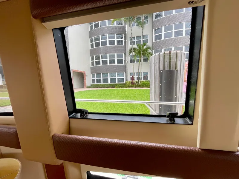 Slide: The Image of Meridian 341 Sedan 2008 - 79