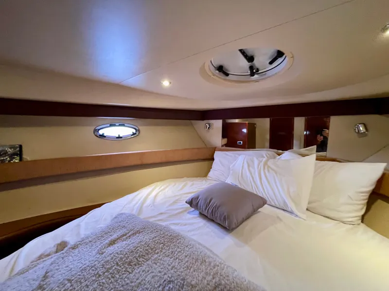 Slide: The Image of Meridian 341 Sedan 2008 - 85