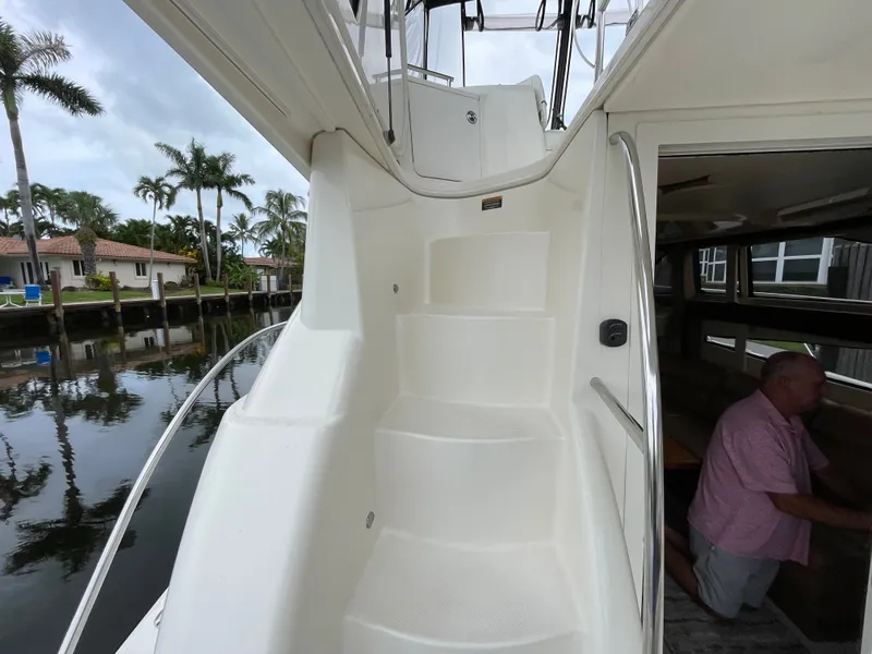 Slide: The Image of Meridian 341 Sedan 2008 - 23
