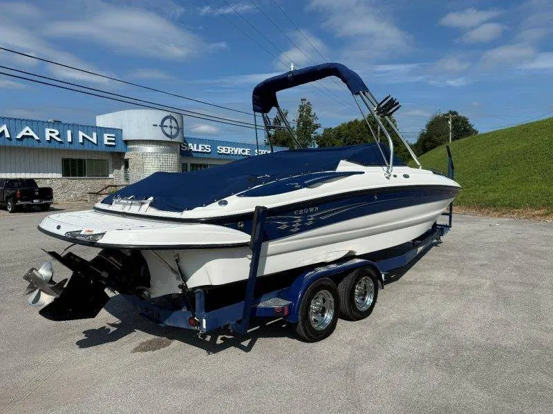 Slide: The Image of Crownline Boats 240 EX 2004 - 54