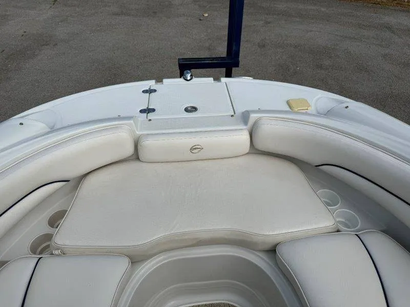 Slide: The Image of Crownline Boats 240 EX 2004 - 78