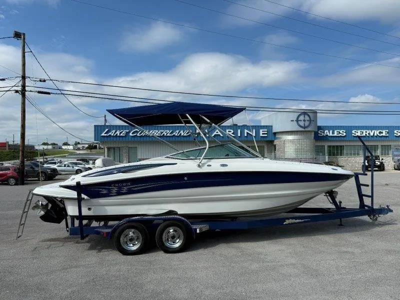 Slide: The Image of Crownline Boats 240 EX 2004 - 8