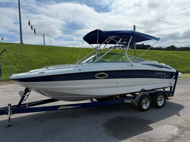 The Image of Crownline Boats 240 EX 2004 - 1