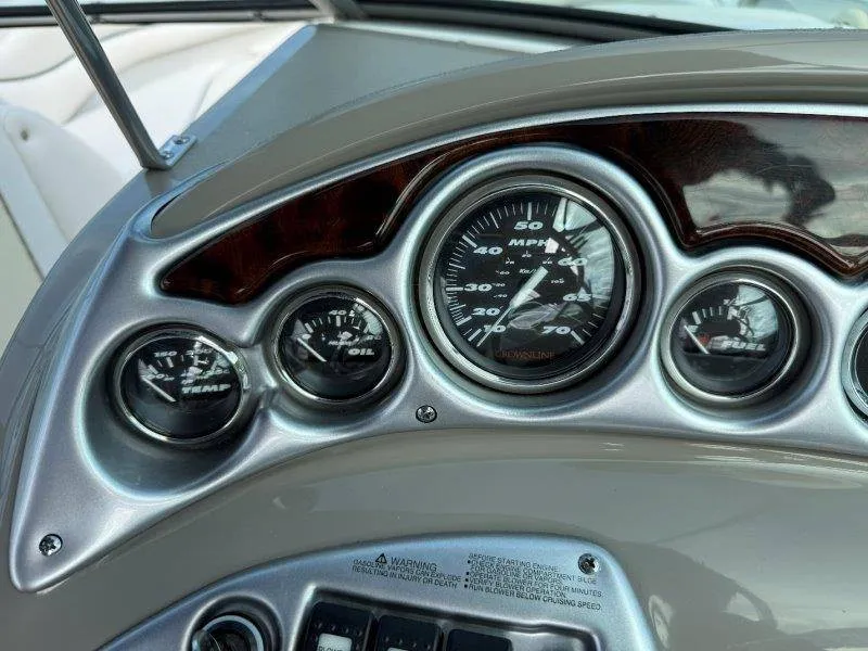 Slide: The Image of Crownline Boats 240 EX 2004 - 43