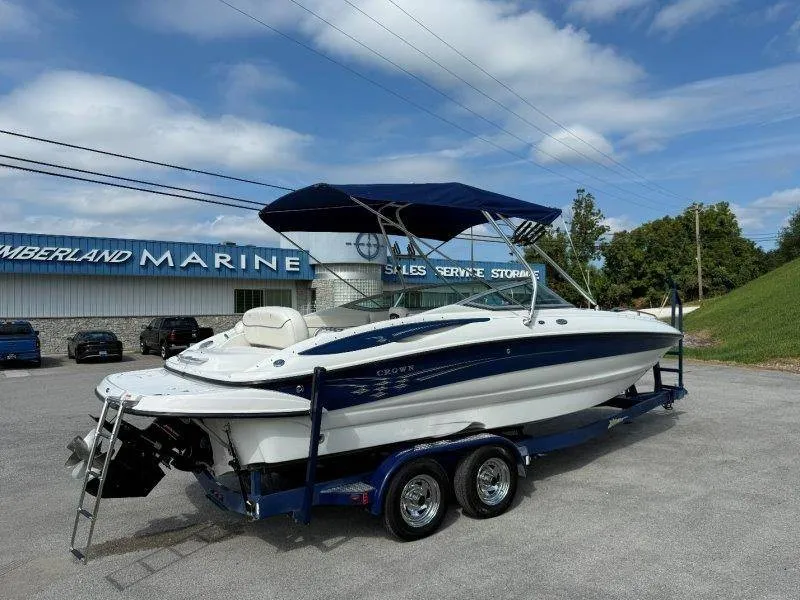 Slide: The Image of Crownline Boats 240 EX 2004 - 4