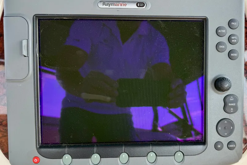 Slide: The Image of Raymarine E120 display on 2000 Sea Ray 380 Aft Cabin yacht. - 28