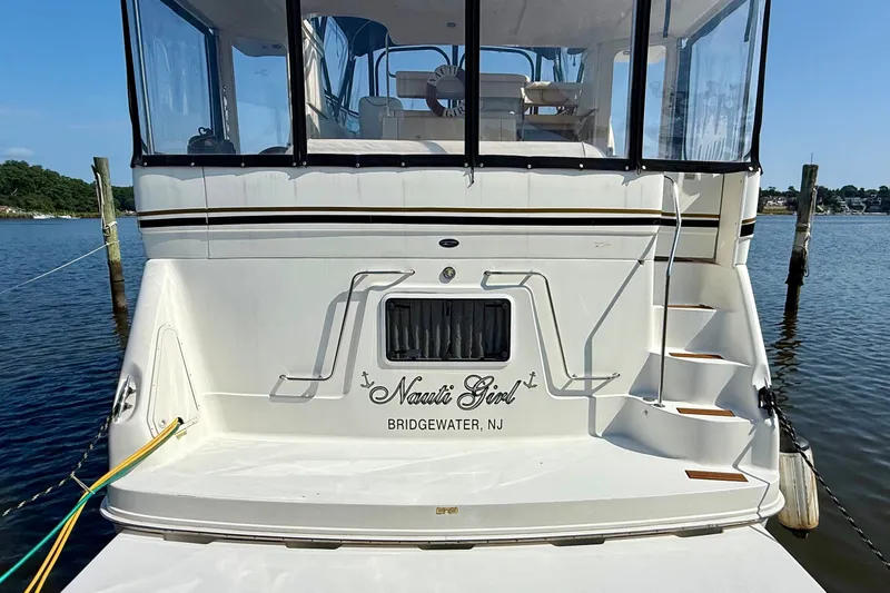 Slide: The Image of Sea Ray 380 Aft Cabin yacht, 2000 model, docked in Bridgewater, NJ. - 22