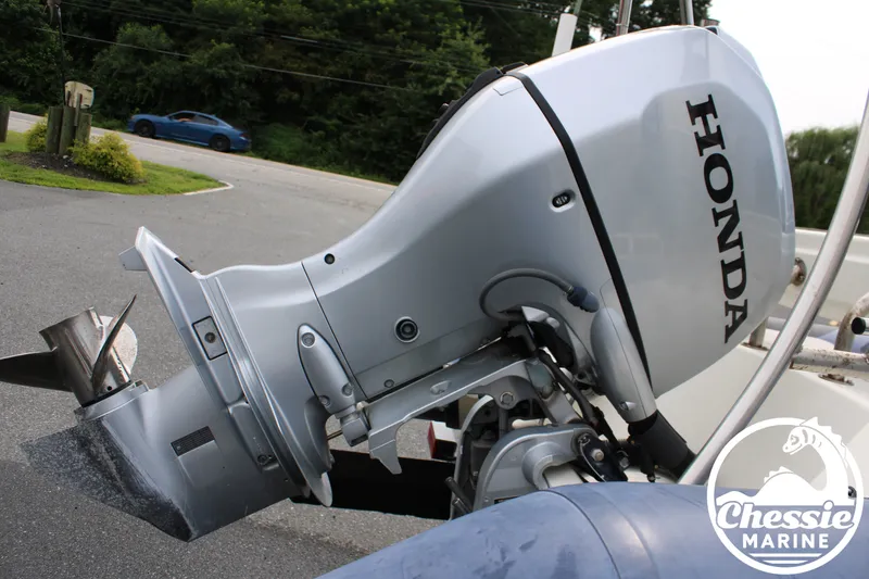 Slide: The Image of Brig Navigator 610 2019 - 16