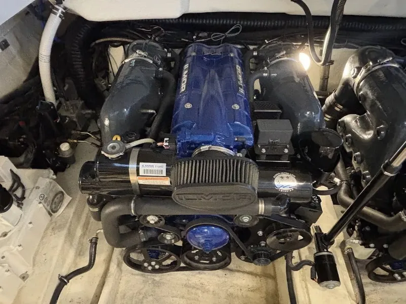 Slide: The Image of Formula 350 CBR FX 2018 - 29