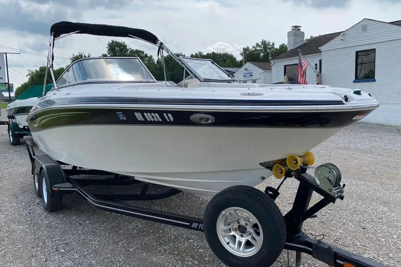 Slide: The Image of 2008 Four Winns H220 boat on trailer - 64