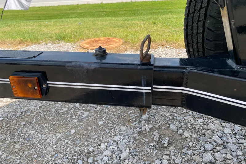 Slide: The Image of Trailer hitch of a 2008 Four Winns H220 boat - 19