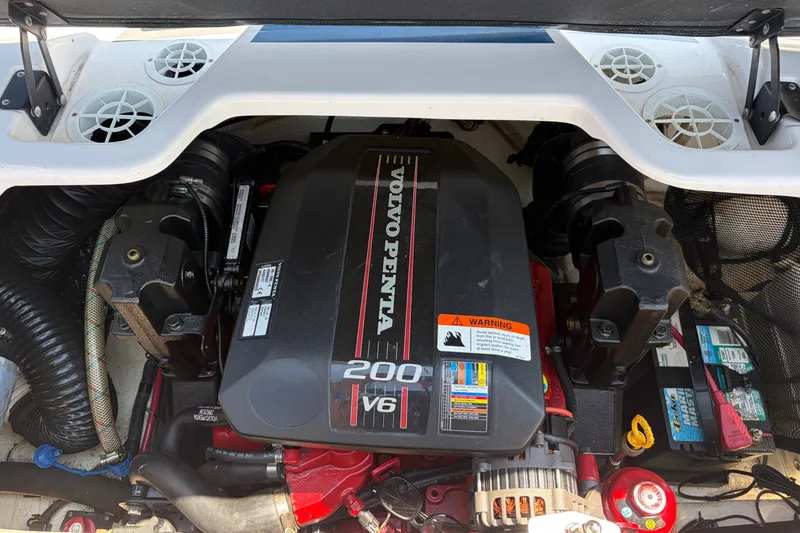 Slide: The Image of Engine compartment of a 2016 Regal 1900 ESX Bowrider with Volvo Penta V6 engine. - 24