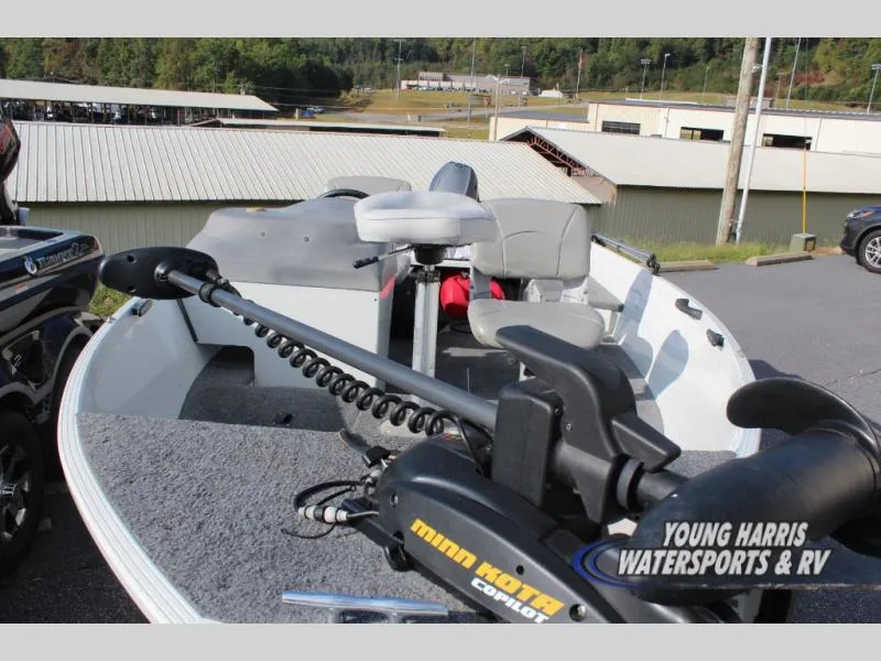 Slide: The Image of Alumacraft Fisherman 145 2010 - 2