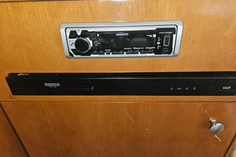 Slide: The Image of Kenwood stereo and LG Ultra HD Blu-ray player in 2005 Meridian 368 Motoryacht. - 53