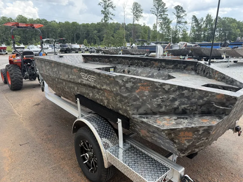 Slide: The Image of Edge Boats Sportsman 553DB 2027 - 3