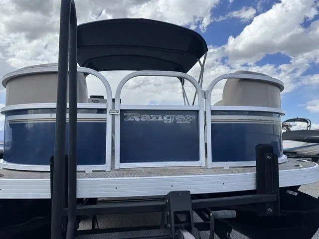 Slide: The Image of Ranger 200C 2021 - 15