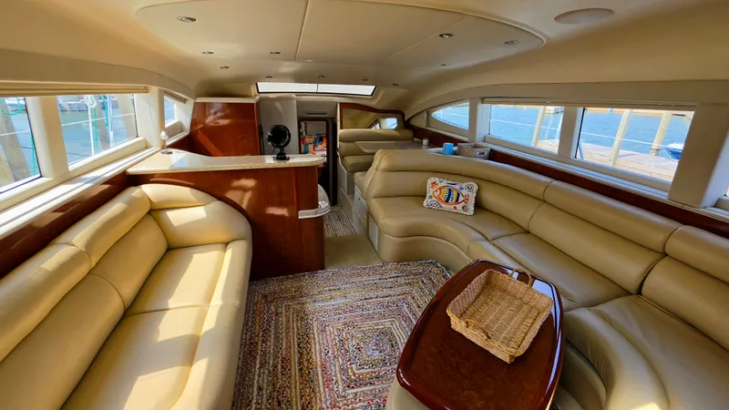 Slide: The Image of Sea Ray 480 Motor Yacht 2004 - 19
