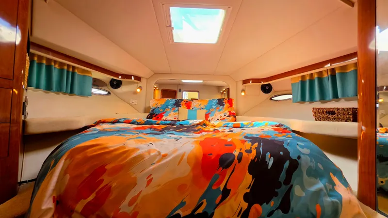 Slide: The Image of Sea Ray 480 Motor Yacht 2004 - 32