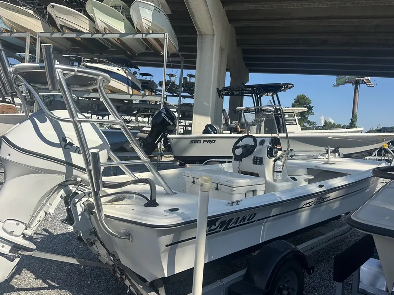 Slide: The Image of Mako Pro Skiff 16 with newer TOHATSU 2012 - 8