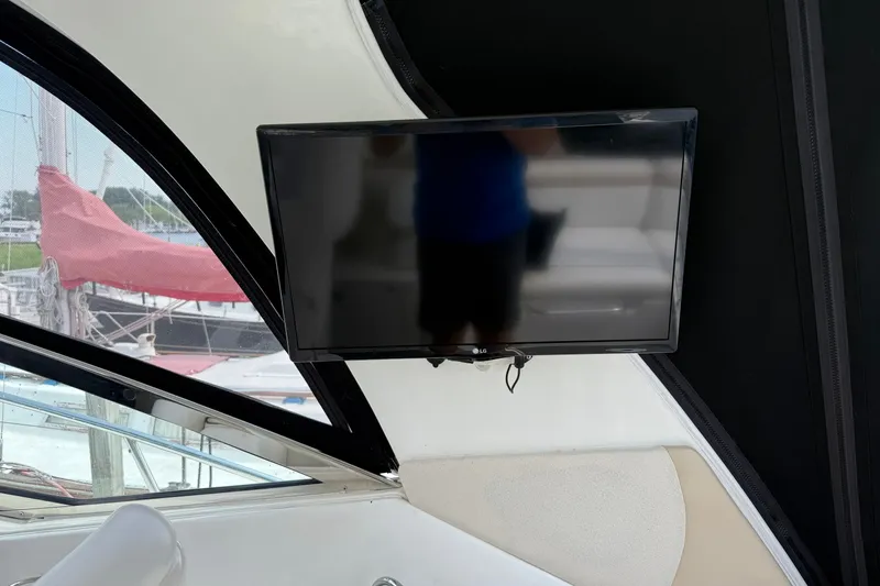 Slide: The Image of Flat-screen TV inside 2008 Sea Ray Sundancer 350 yacht cabin. - 13