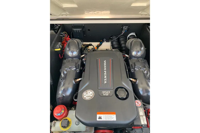 Slide: The Image of 2020 Regal LS6 Surf boat engine, Volvo Penta 350 V8, detailed view. - 61