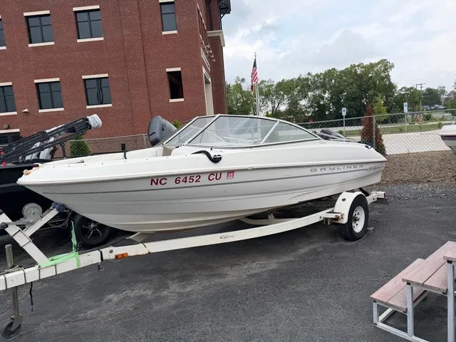 The Image of Bayliner 1800 CJ 1999 - 1