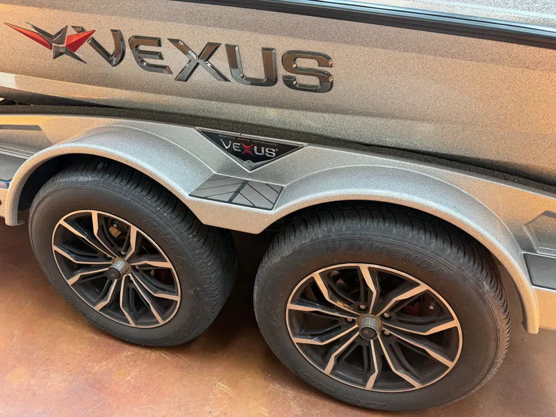 Slide: The Image of Vexus VX20 2021 - 23