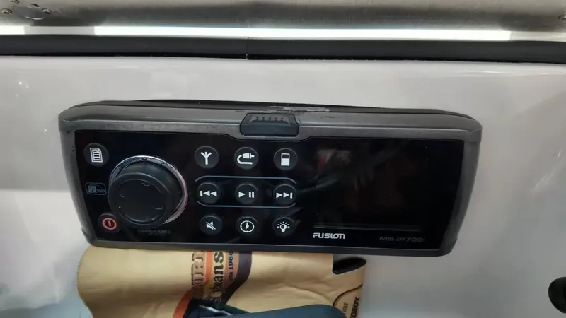 Slide: The Image of MasterCraft X30 2015 - 60